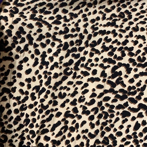 Exclusive Leopard bloom sleeve dress 🔥🥰 - Picture 3 of 3